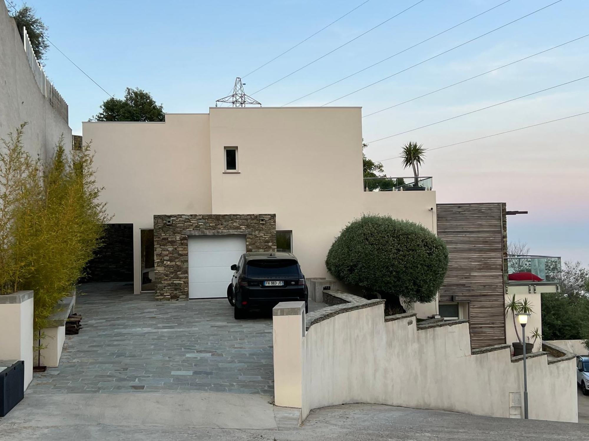Casa La Vista Homestay